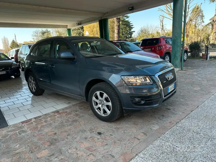 Audi Q5 2010 photo 3