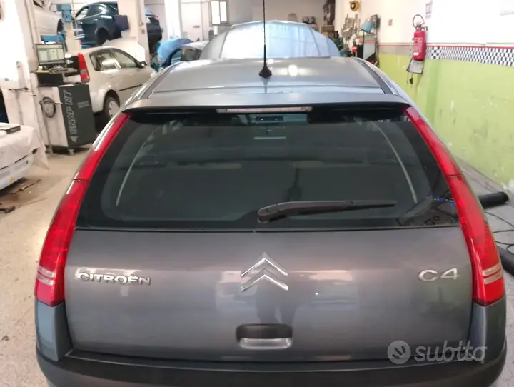 Citroen C4 2007 photo 2