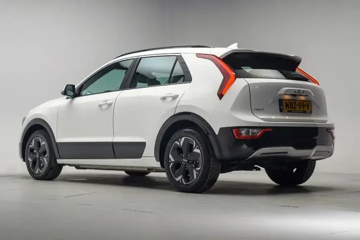 Kia Niro 2023 photo 3