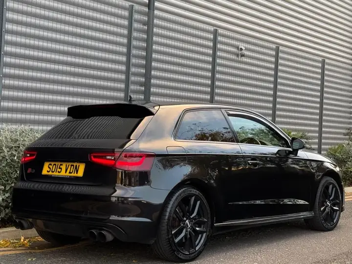 Audi S3 2015 photo 2