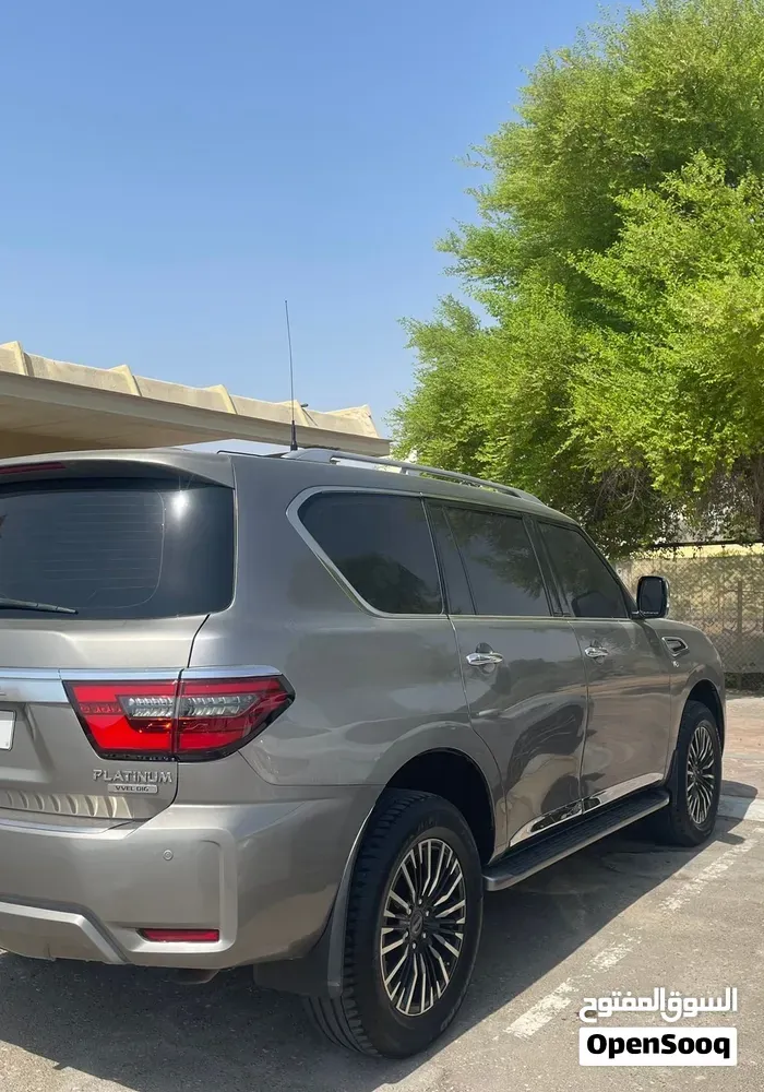 Nissan Patrol 2012 photo 3