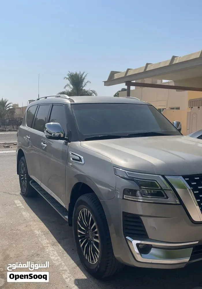 Nissan Patrol 2012 photo 2