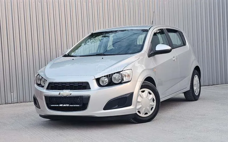 Chevrolet Aveo 2013 photo 3