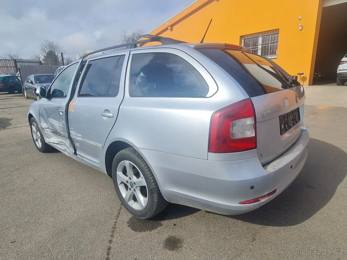 Skoda Octavia Ii photo 2