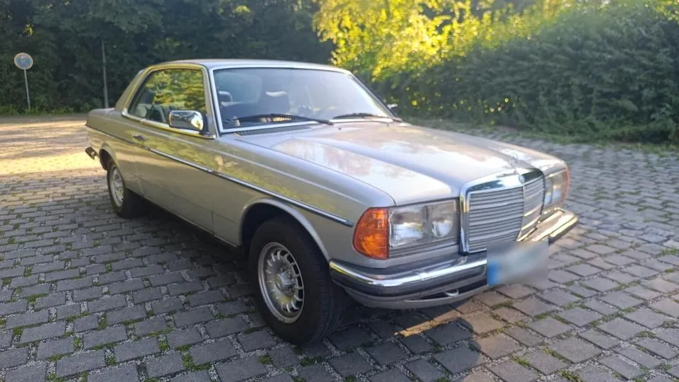 Mercedes-Benz 230 Ce