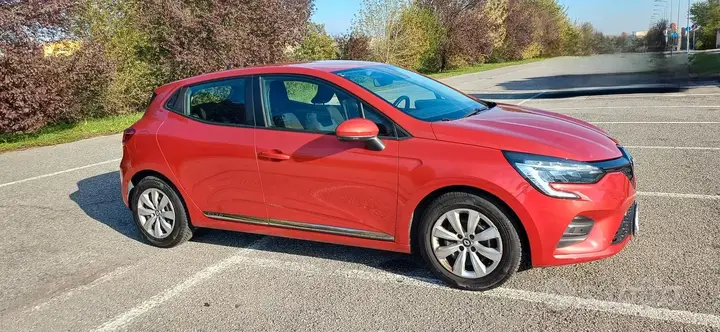 Renault Clio 2021 photo 3