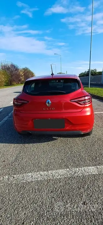 Renault Clio 2021 photo 2