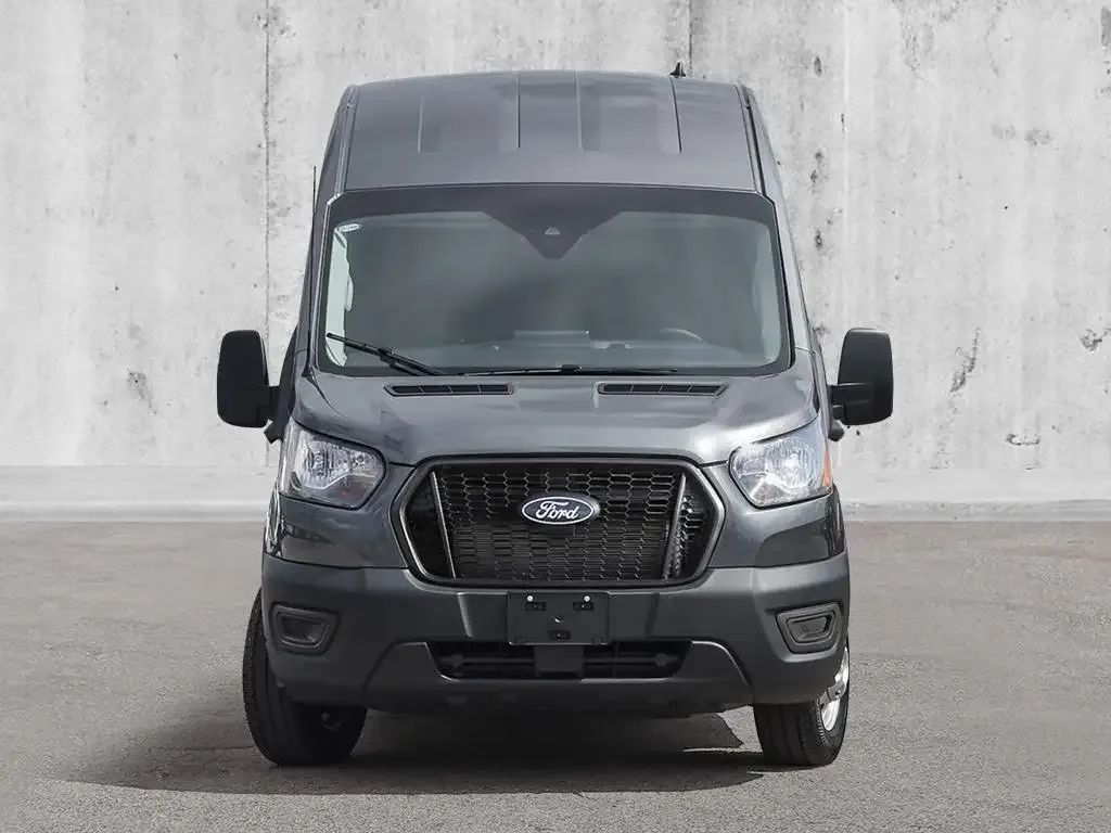 Ford Transit Cargo Van 2026 photo 2