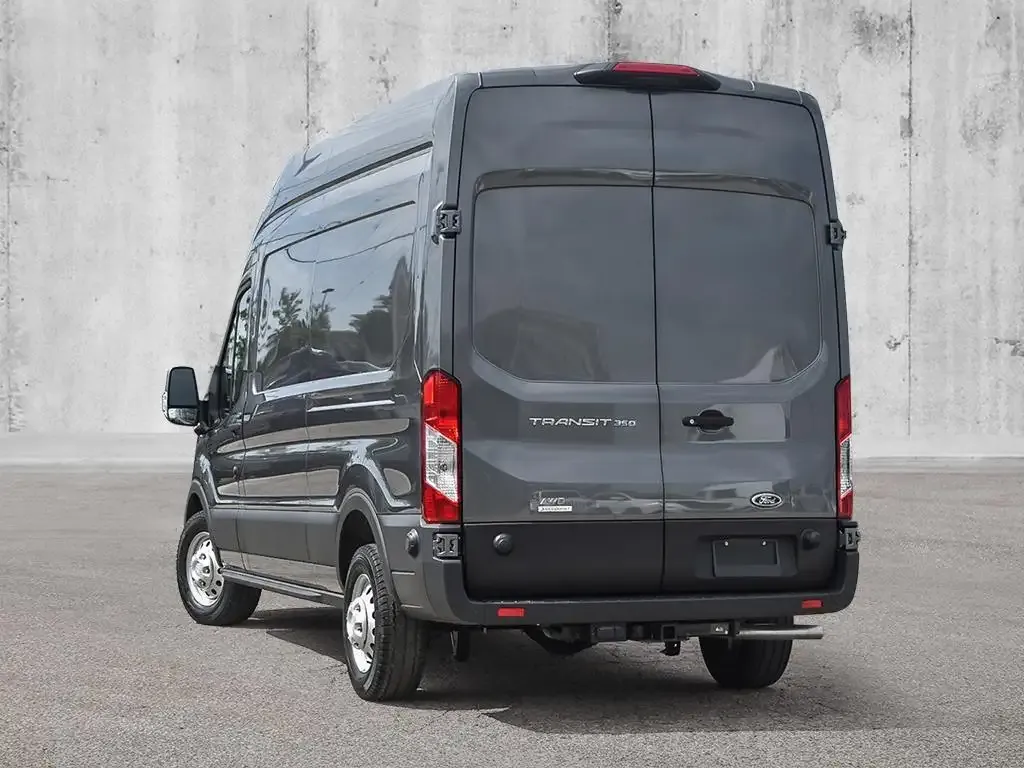 Ford Transit Cargo Van 2026 photo 4