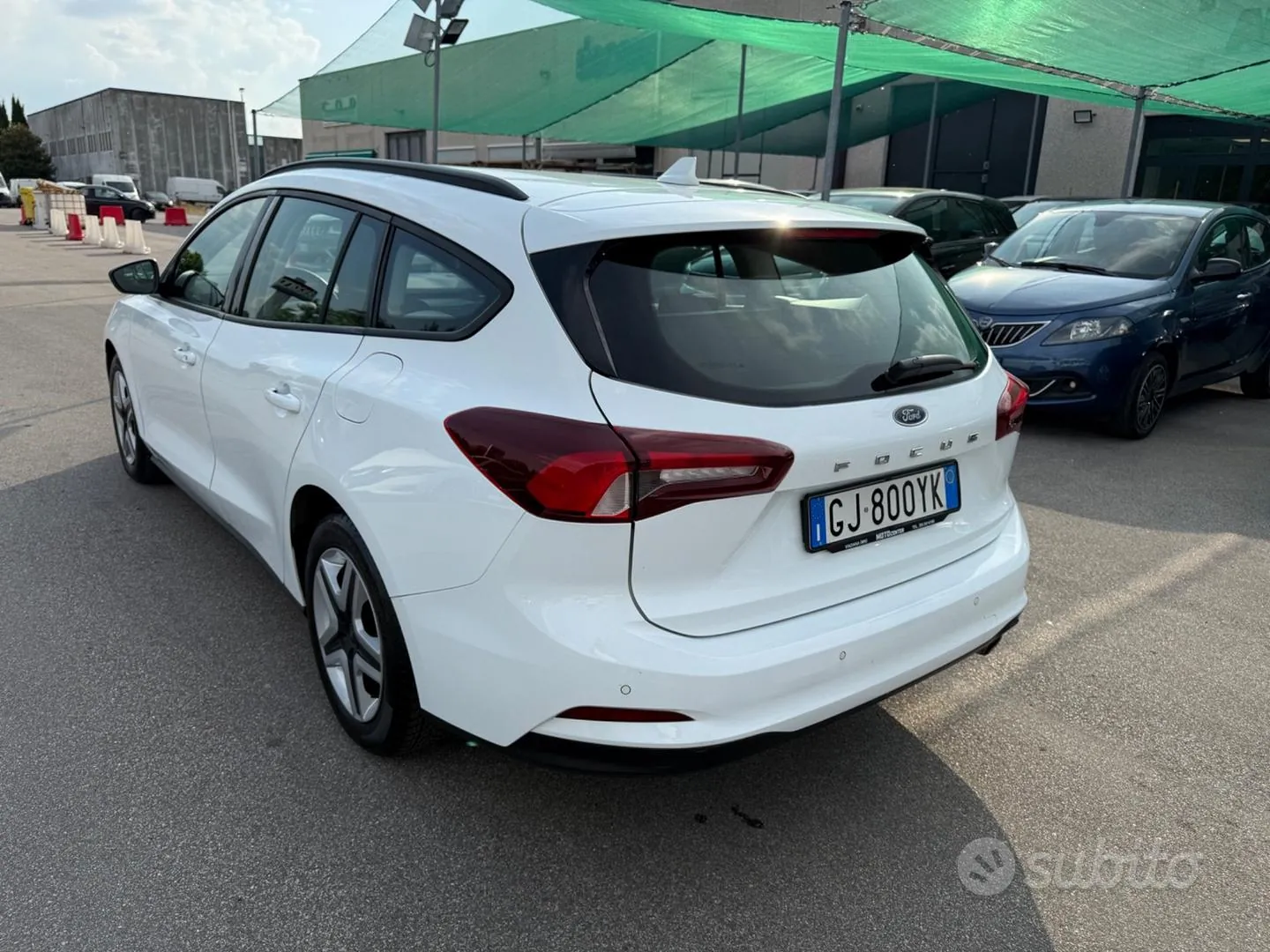 Ford Focus 2022 photo 3