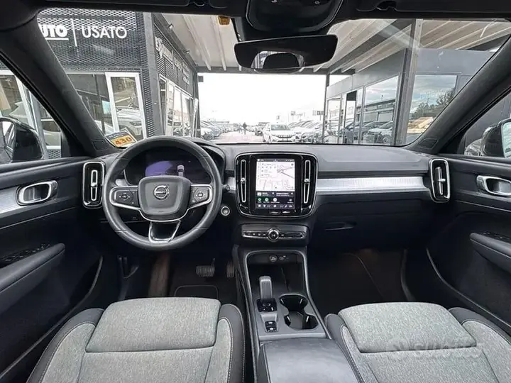 Volvo Xc40 2023 photo 5