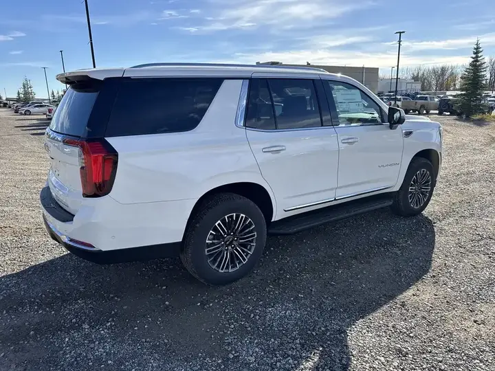 GMC Yukon 2027 photo 5