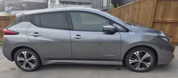 Nissan Leaf 2018 photo 2