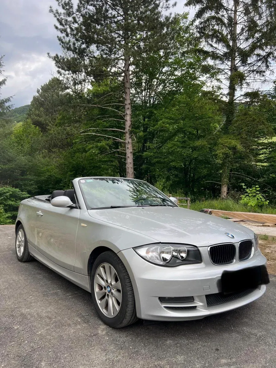 BMW 1 Series 2009 photo 3