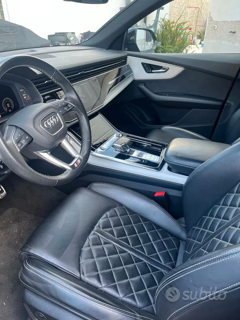 Audi Q8 2023 photo 5