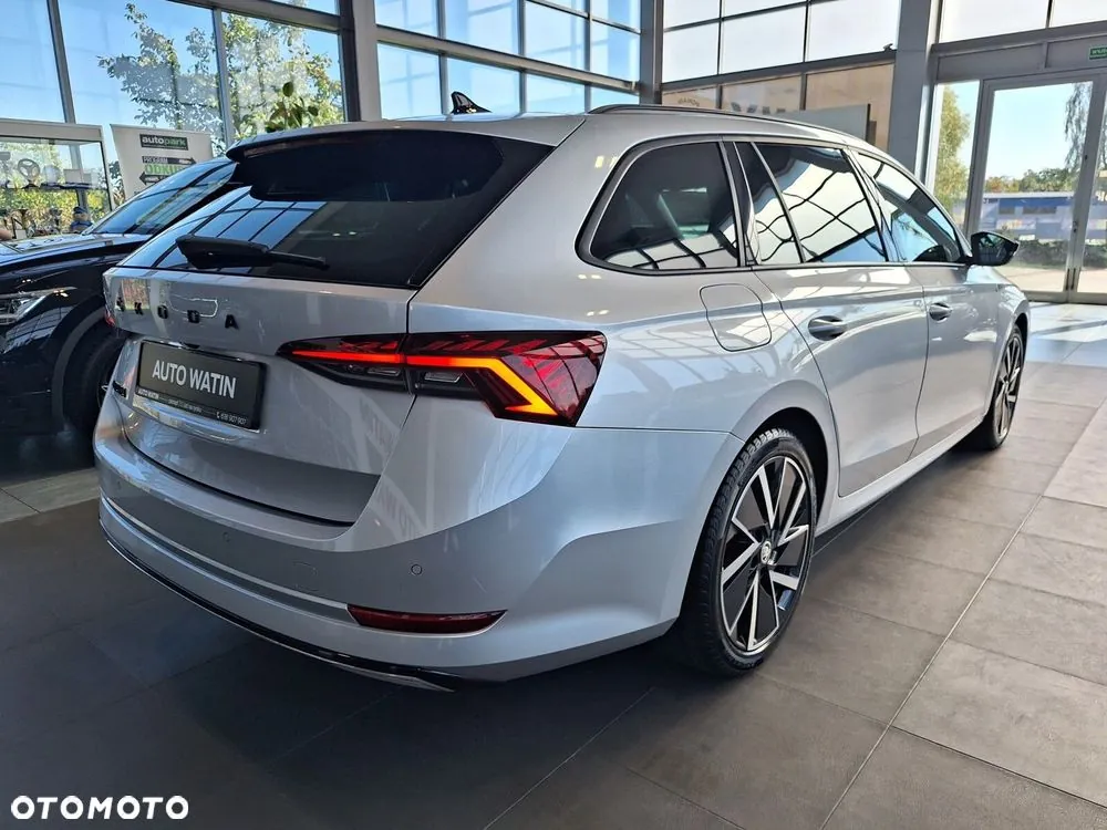 Skoda Octavia 2023 photo 4