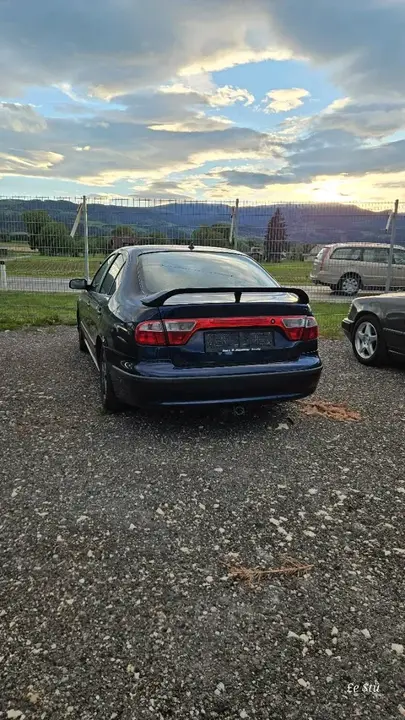Seat Toledo 1999 photo 2