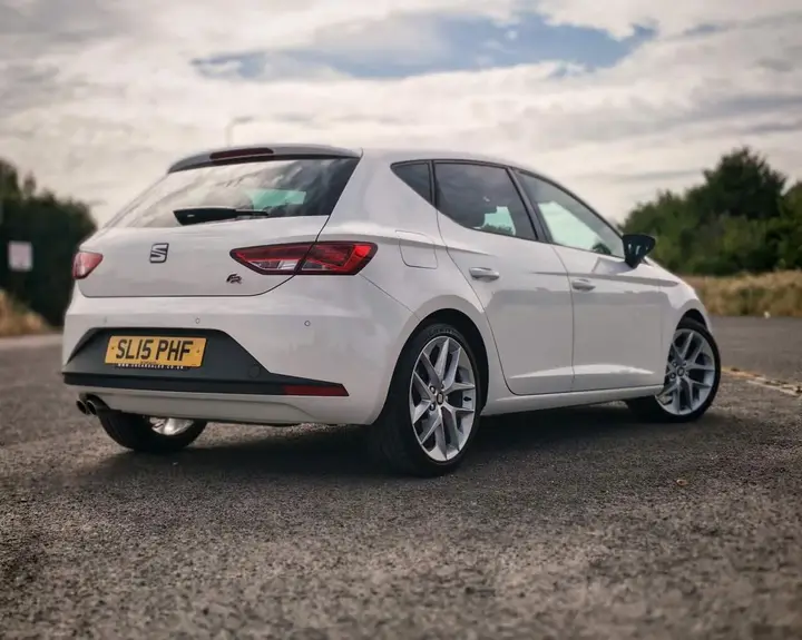 Seat Leon 2015 photo 5