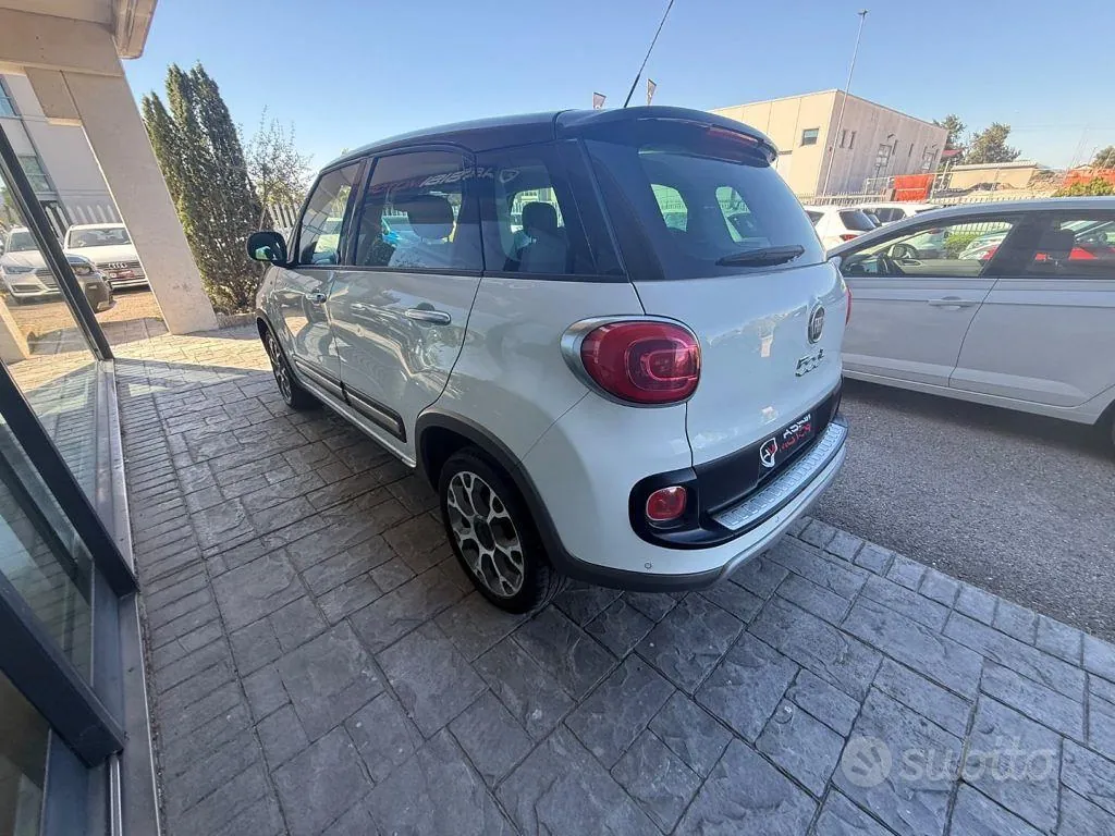 Fiat 500L 2014 photo 2