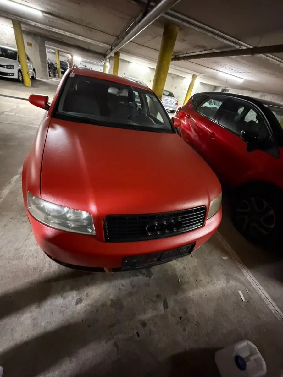 Audi A4 2004 photo 3