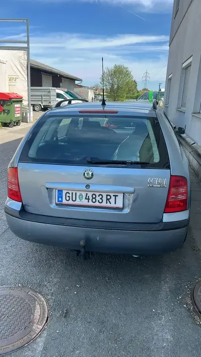 Skoda Octavia 2002 photo 3