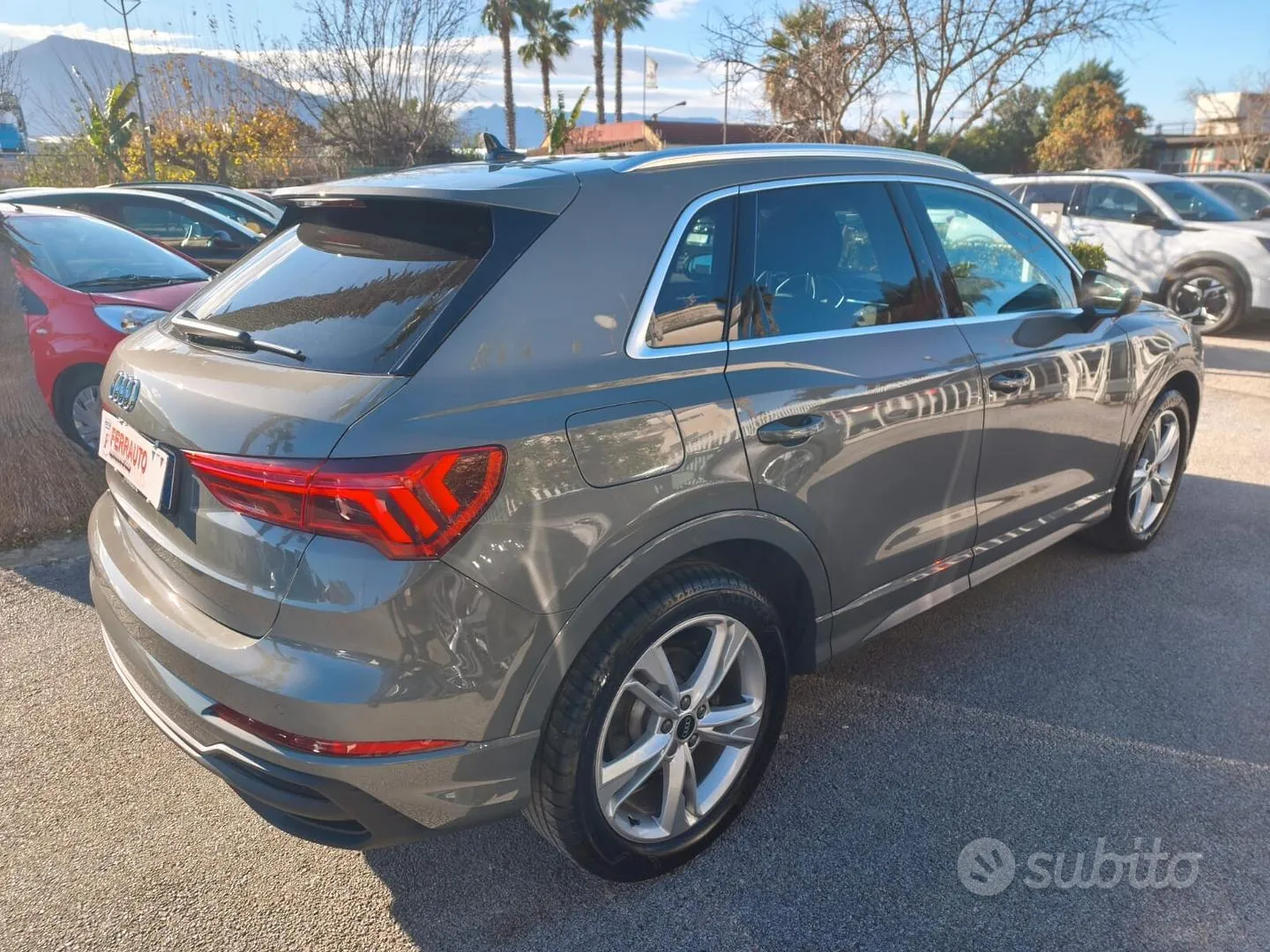 Audi Q3 2022 photo 3