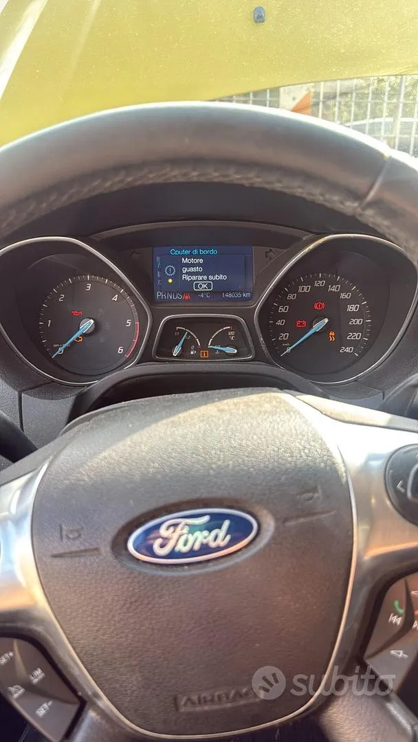 Ford Focus 2011 photo 3
