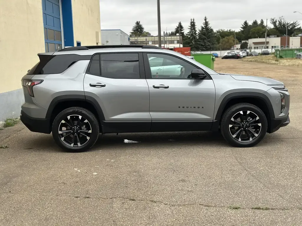 Chevrolet Equinox 2025 photo 2