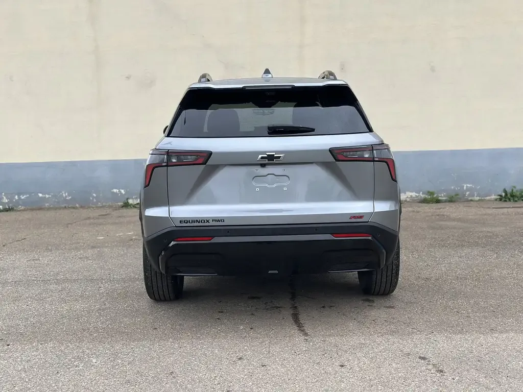 Chevrolet Equinox 2025 photo 3