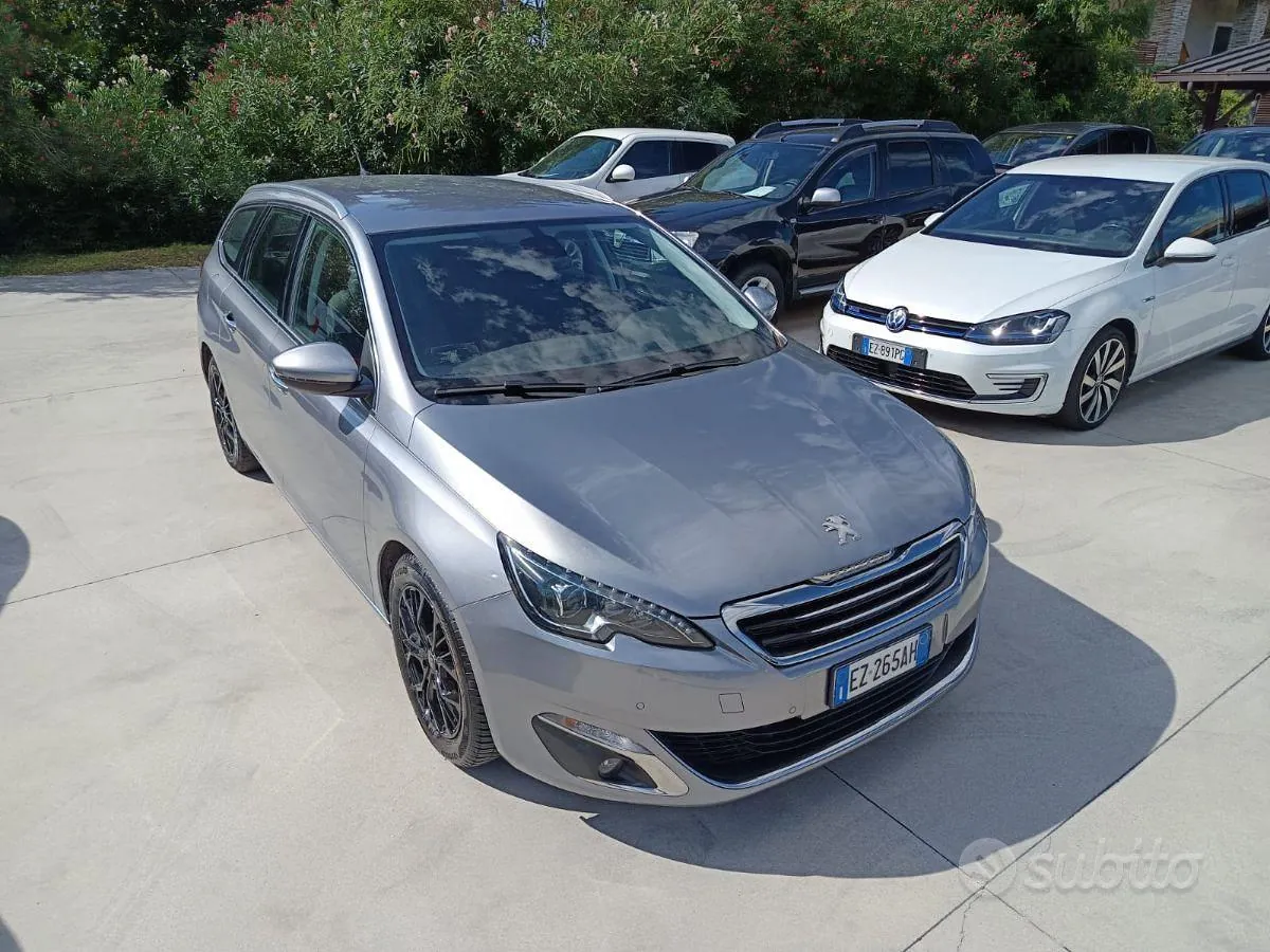 Peugeot 308 2015 photo 5