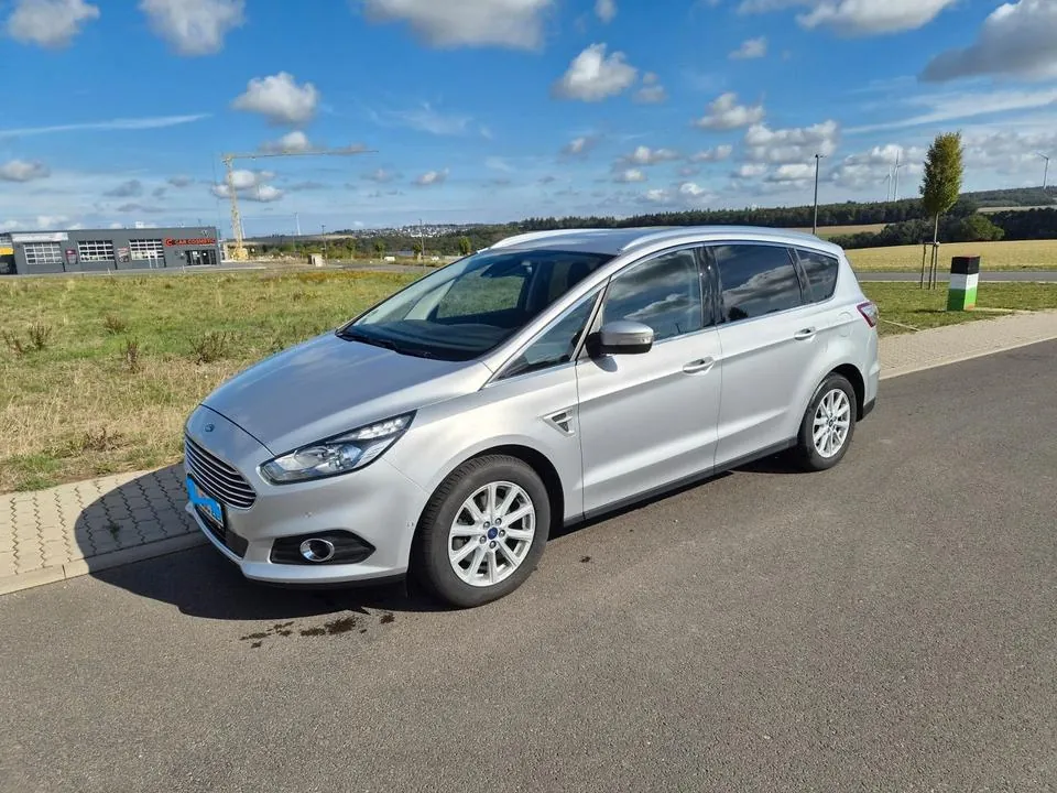 Ford S-Max