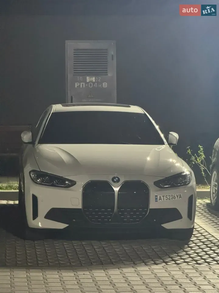 BMW I4 2023 photo 4