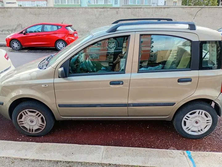 Fiat Panda 2009 photo 2