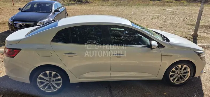 Renault Megane 2017 photo 3