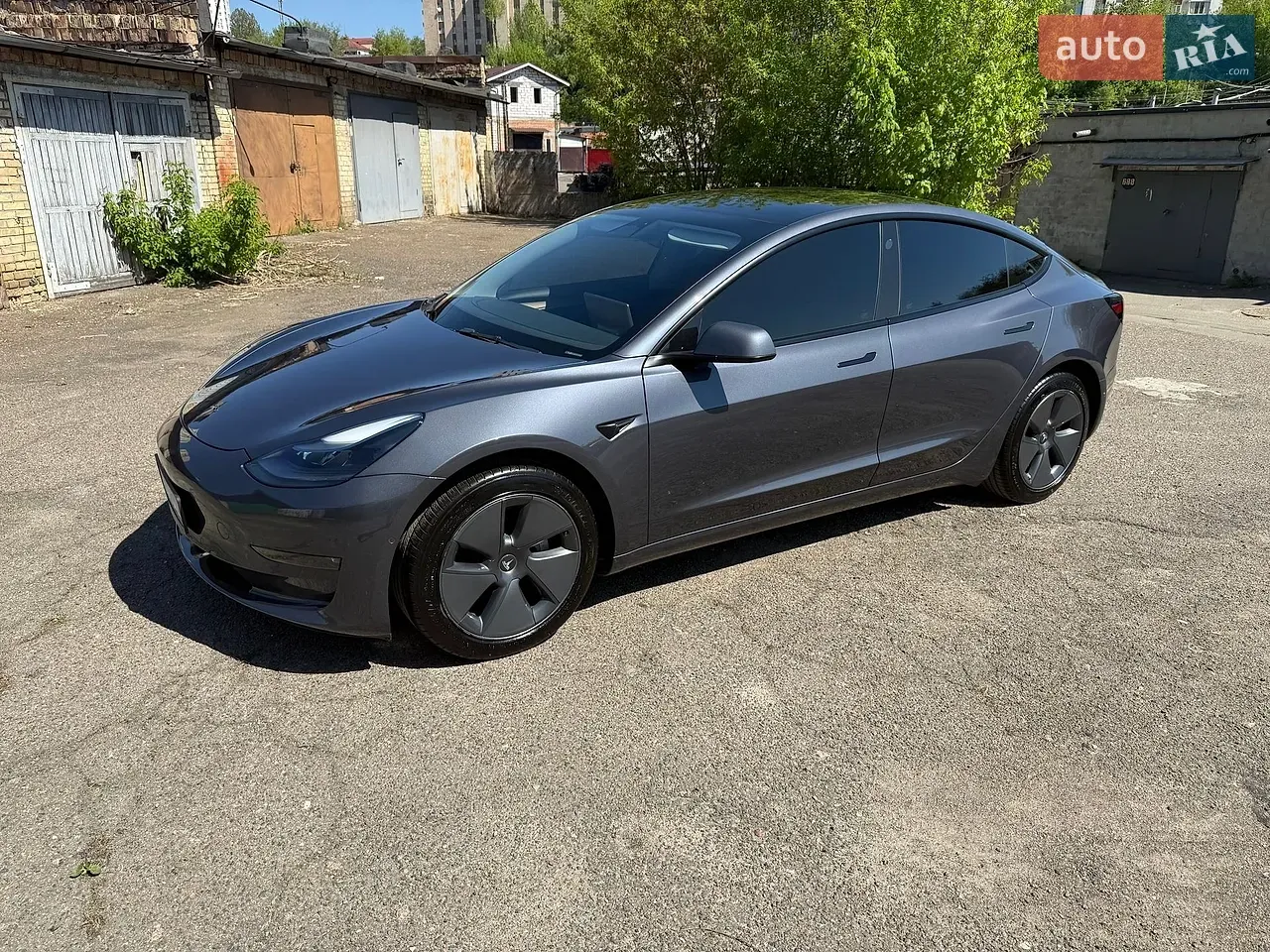 Tesla Model 3 2022 photo 3