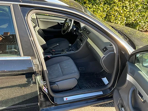 Audi A4 2008 photo 5