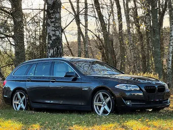 BMW 520D 2013 photo 2