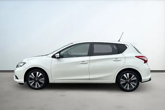 Nissan Pulsar 2016 photo 2