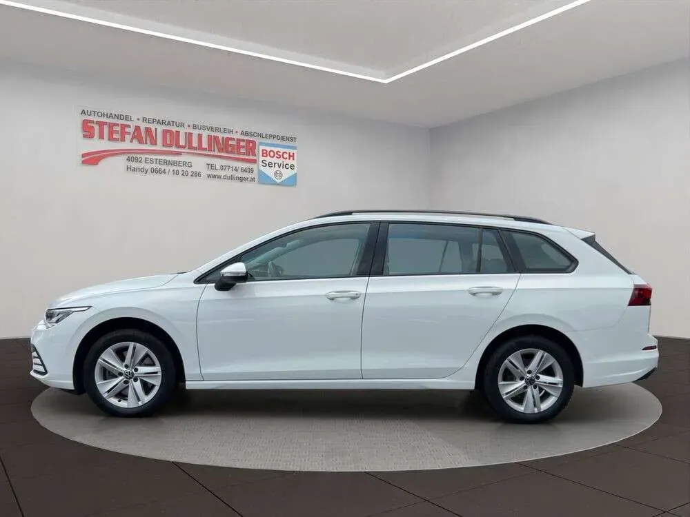 Volkswagen Golf 2022 photo 2