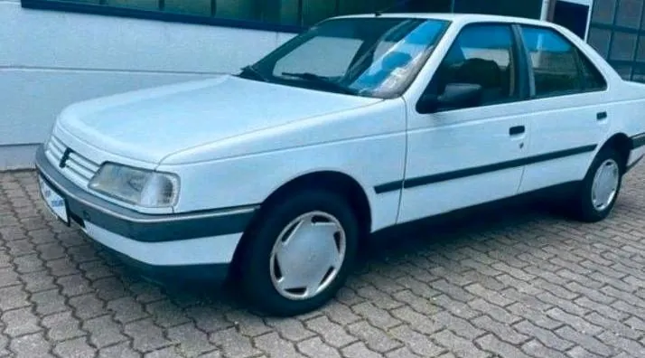 Peugeot 405