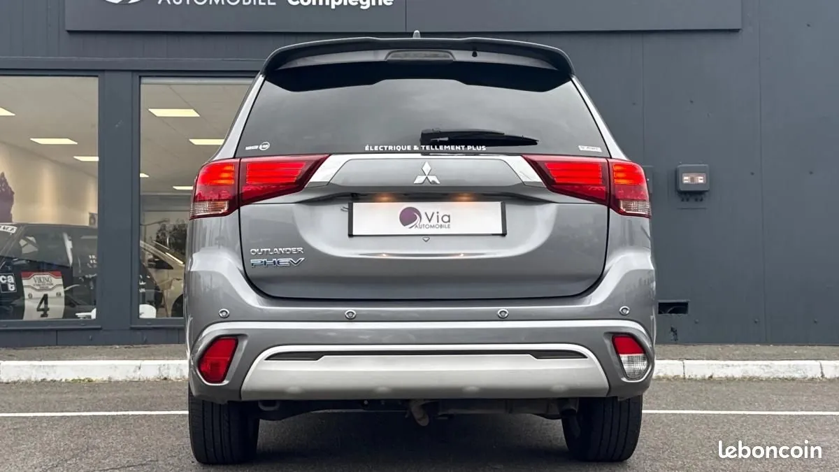 Mitsubishi Outlander 2020 photo 5