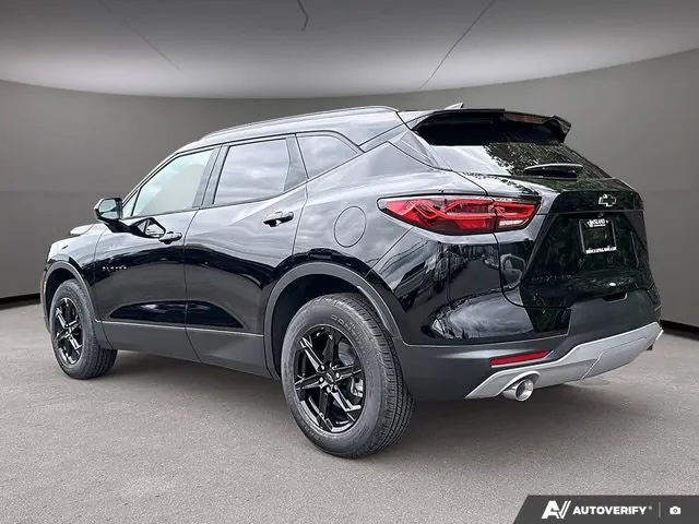 Chevrolet Blazer 2026 photo 3