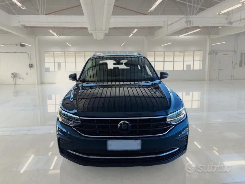 Volkswagen Tiguan 2023 photo 2
