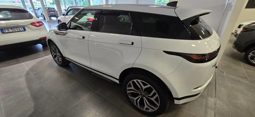 Land Rover Range Rover Evoque 2020 photo 3