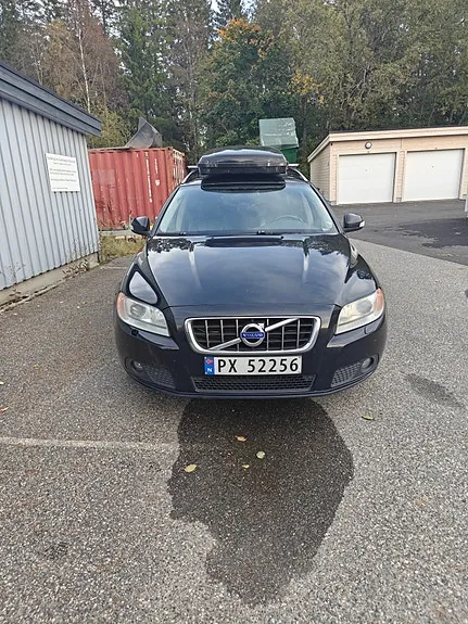 Volvo V70 2010 photo 4