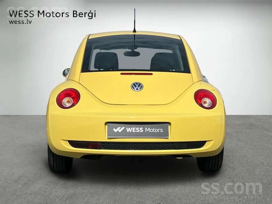 Volkswagen New Beetle 2009 photo 4