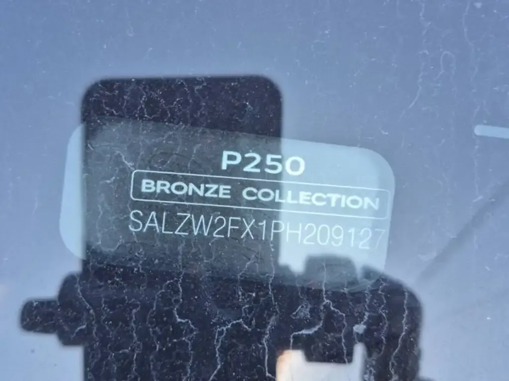 Land Rover Range Rover Evoque 2023 photo 3