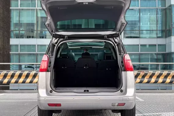 Peugeot 5008 2017 photo 4