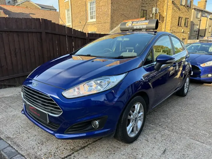 Ford Fiesta 2014 photo 4