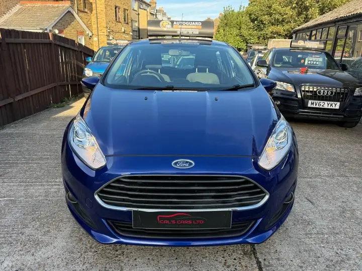 Ford Fiesta 2014 photo 3